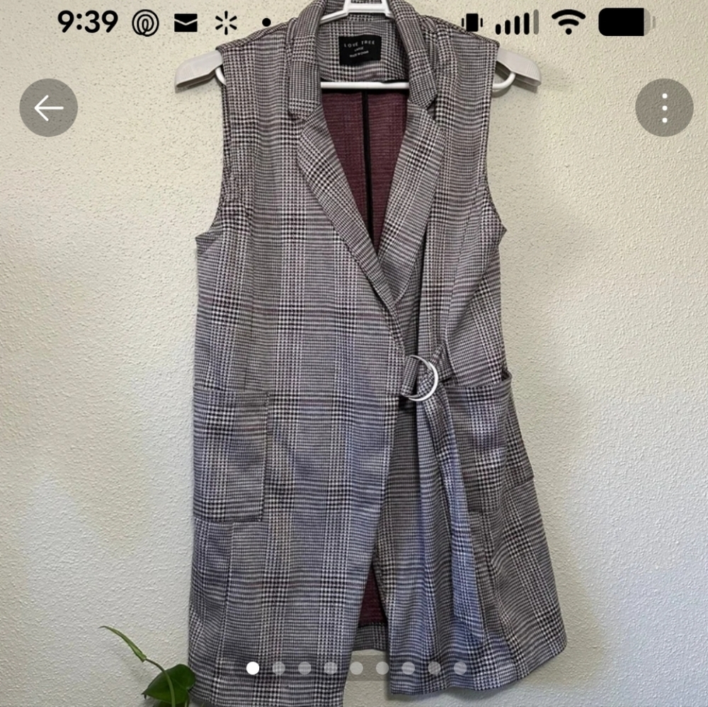 Love Tree Houndstooth Sleeveless Belted Vest Size Large